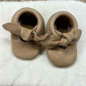 Freshly Picked Weathered Brown Knotted Bow Soft Sole Shoe
